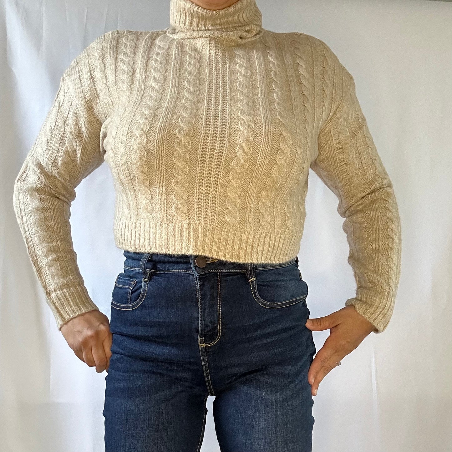 Bella-Oatmeal Pull Over Sweater