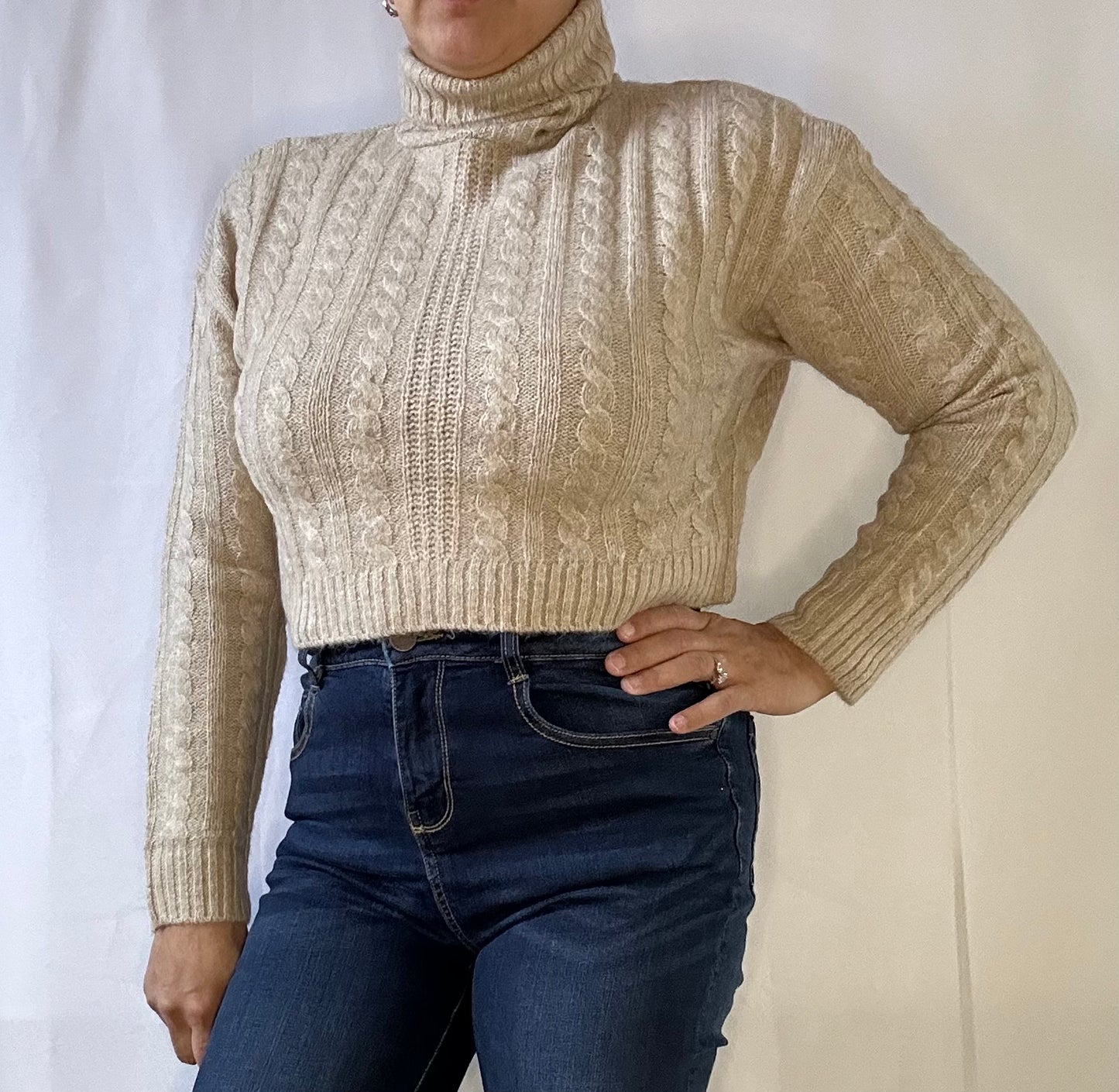 Bella-Oatmeal Pull Over Sweater