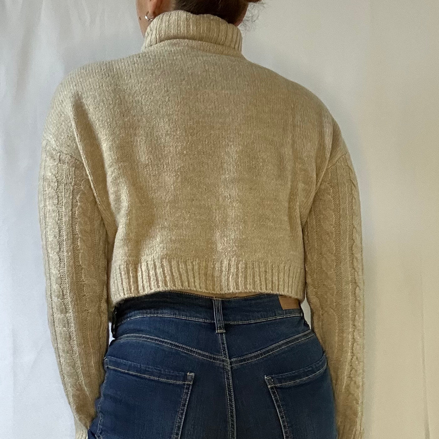 Bella-Oatmeal Pull Over Sweater