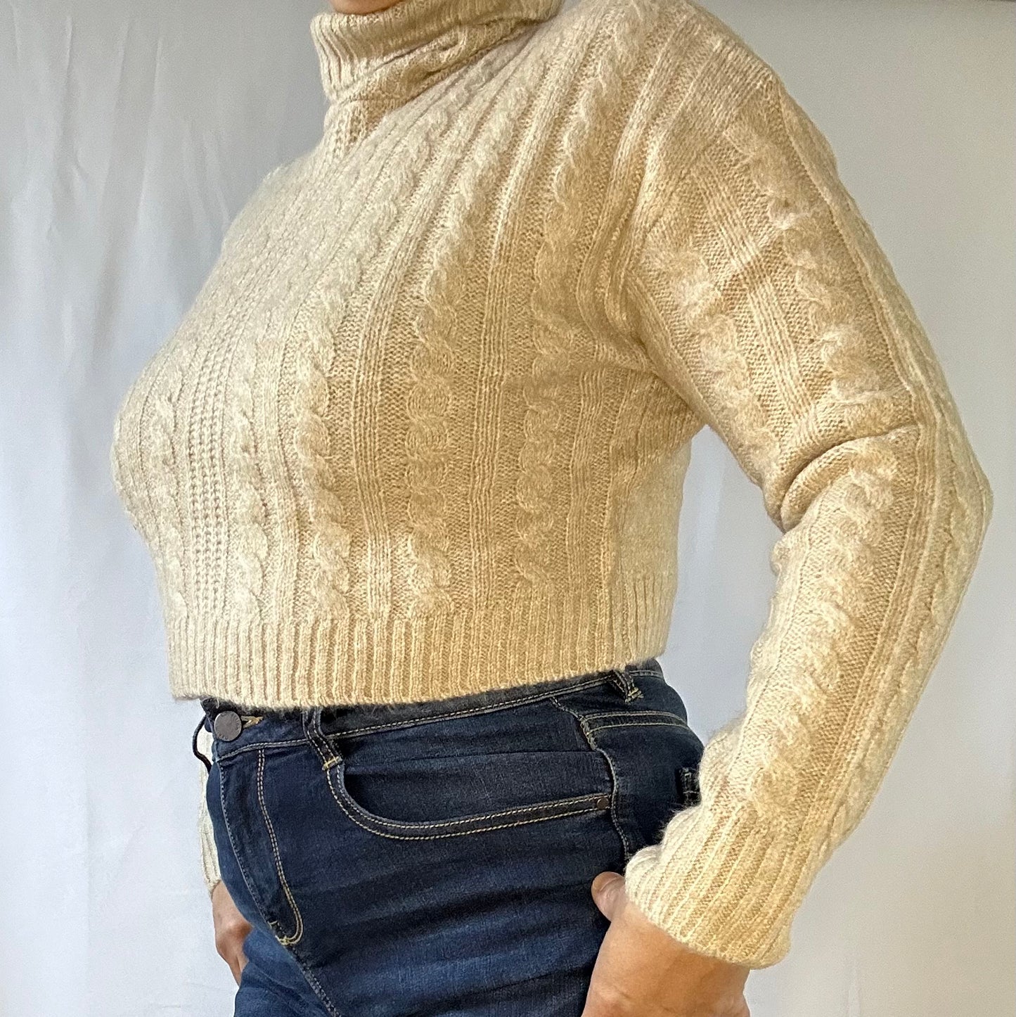 Bella-Oatmeal Pull Over Sweater